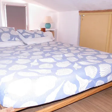 3 Pieces Avec Balcon Et Acces A - Fr-1-780-55 Appartement