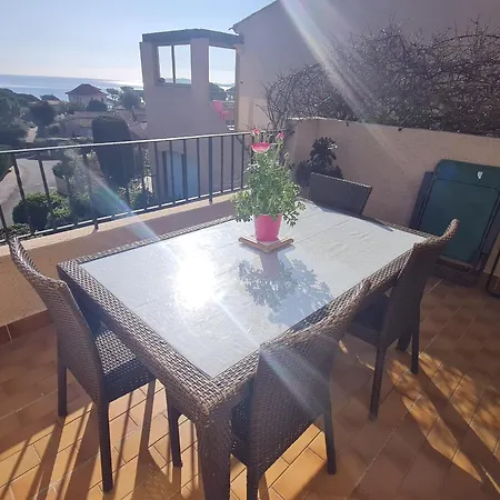 3 Pieces Avec Balcon Et Acces A - Fr-1-780-55 Appartement *