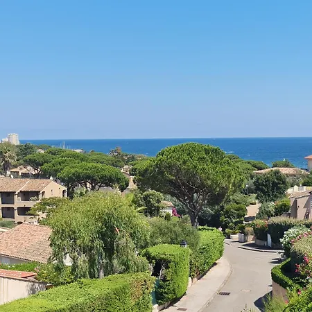 3 Pièces Avec Balcon Et Accès à - Fr-1-780-55 *