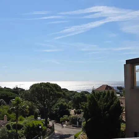 3 Pieces Avec Vue Dans Avec Piscine Proche - Fr-1-780-55 Apartmán Sainte-Maxime